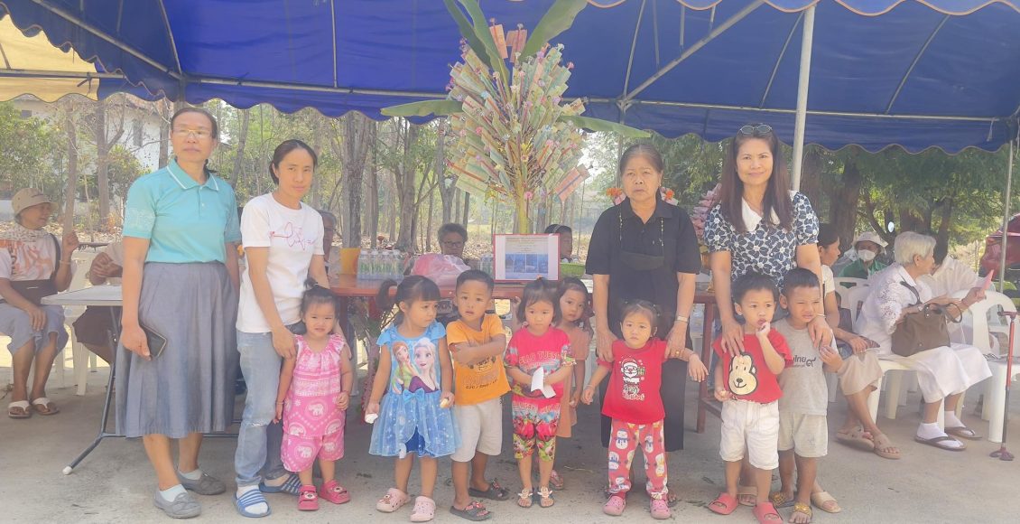 งานผ้าป่าชุมชนบ้านผาลาดค่ะ